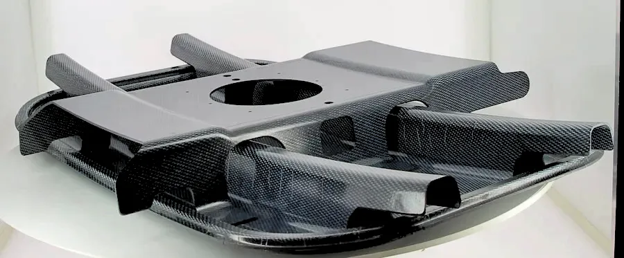 Kontinuierlich faserverstärkte thermoplastische Verbundwerkstoffe für Leichtbau